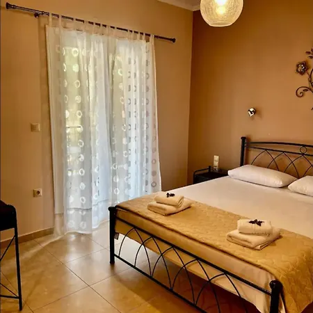 Valedina Aparthotel Nikiana