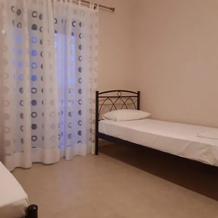 Valedina Aparthotel Nikiana